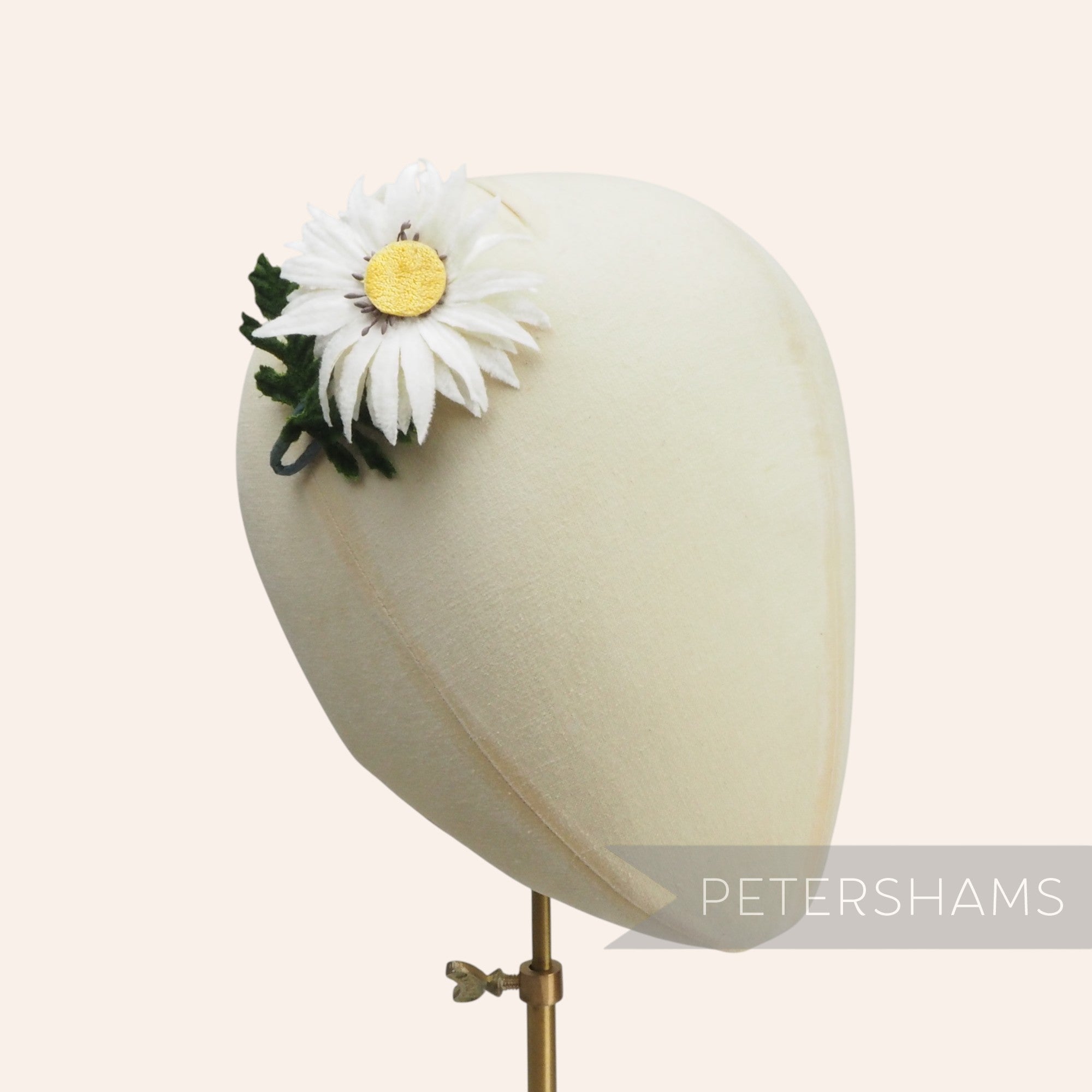 'Jill' Vintage 1970s Velvet Daisy Flower Hat Mount