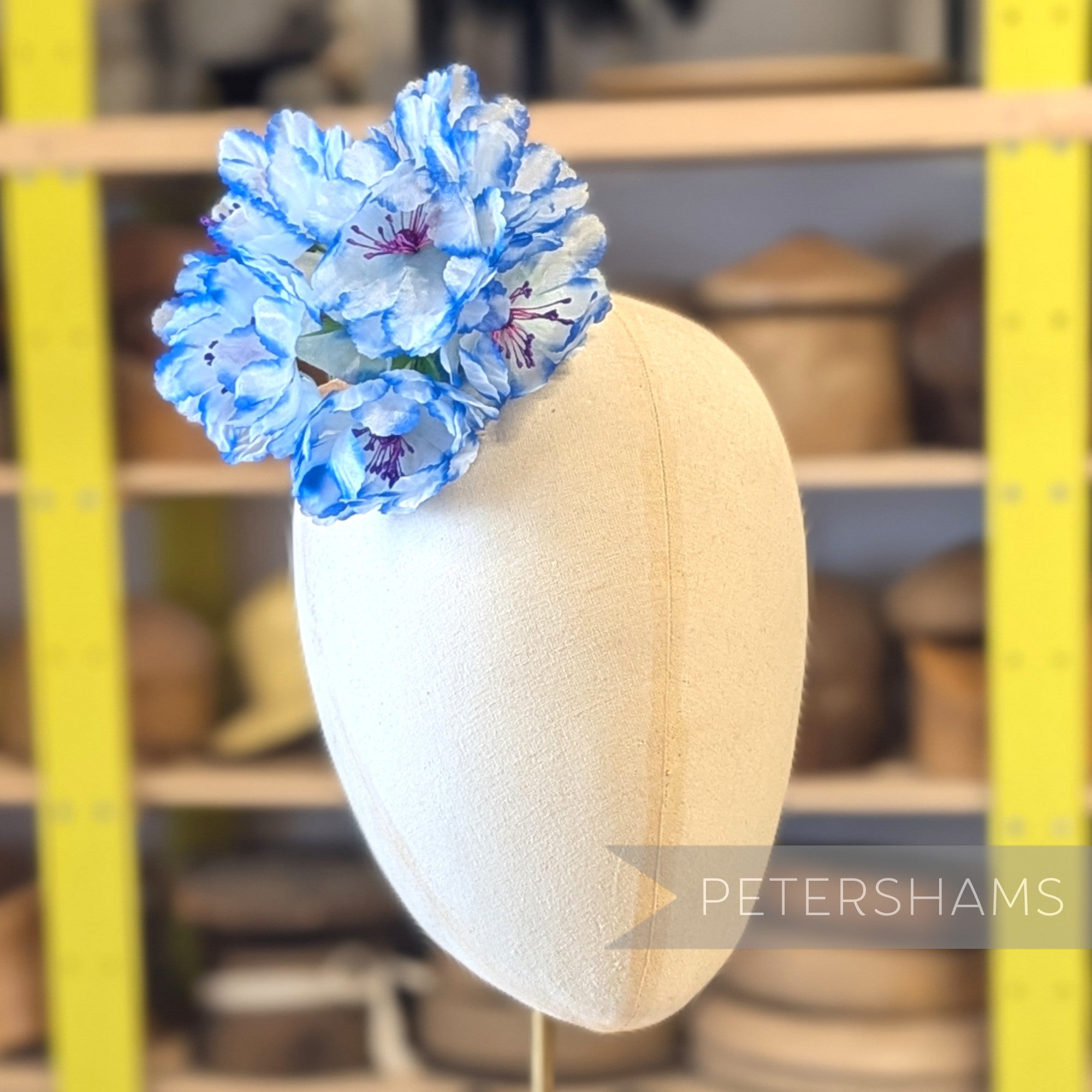 'Aowi' Vintage 1950/60s Wired Japanese Contrast Edge Flower Mount