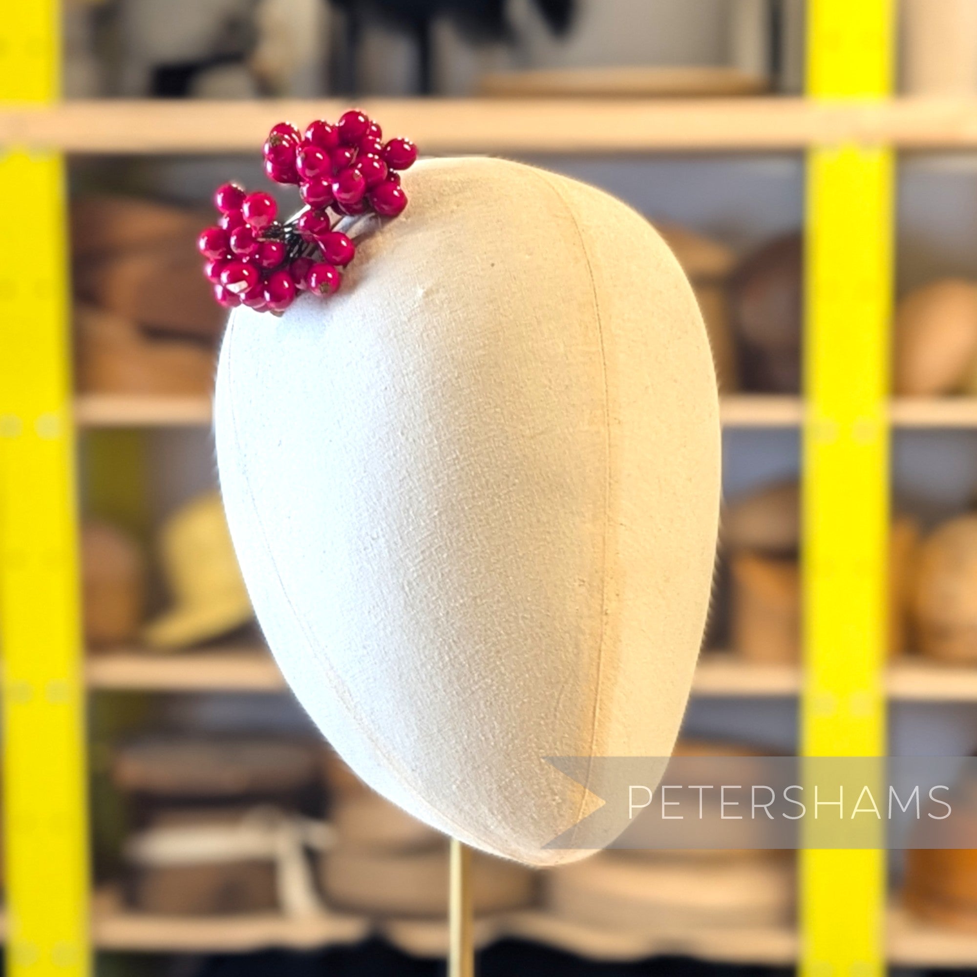 'Baie' Vintage Wired Currant Berry Ceramic Flower Stamens - 24 Stems