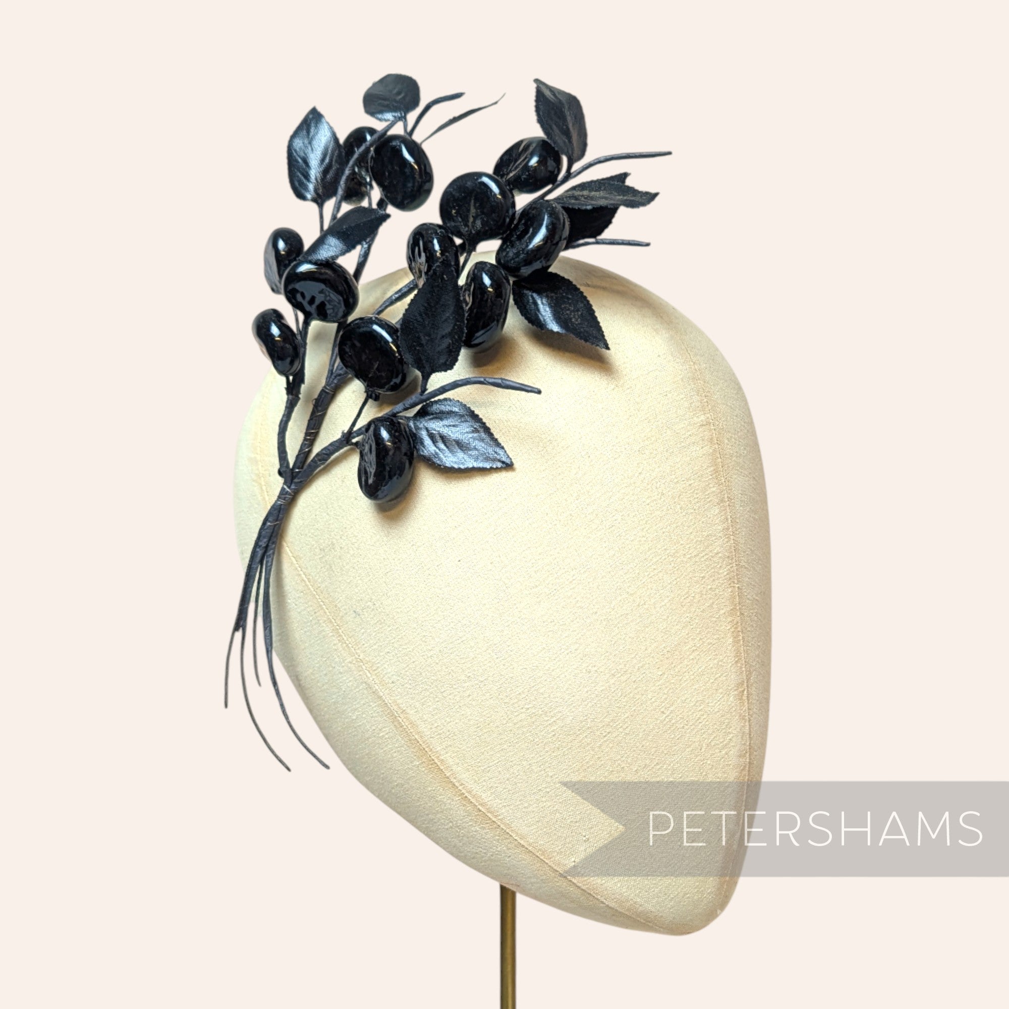 'Reazyn' Vintage 1950's German Berry & Leaf Wired Hat Mount