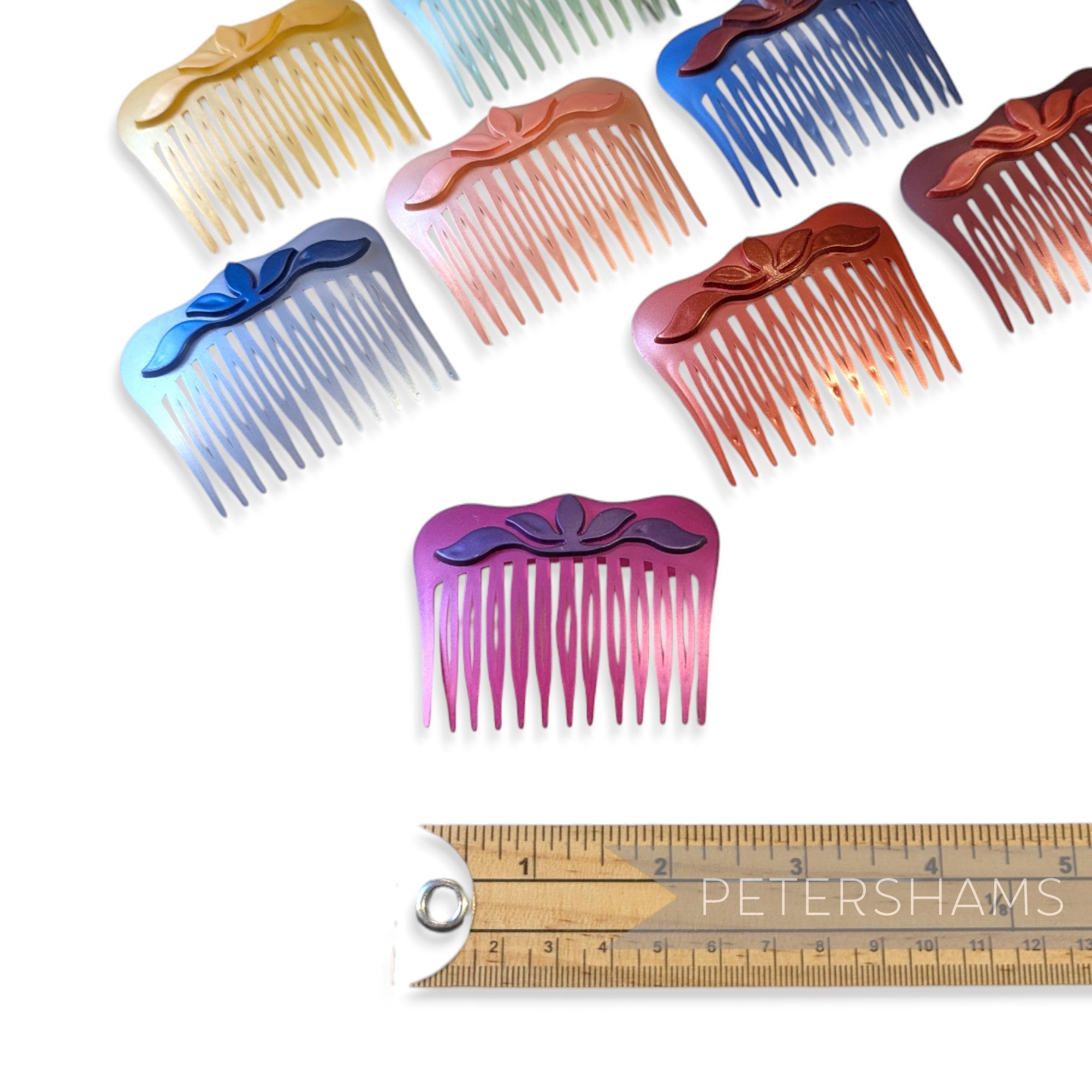 Little Pearlised Vintage 1970/80s Floral Relief Hair Comb