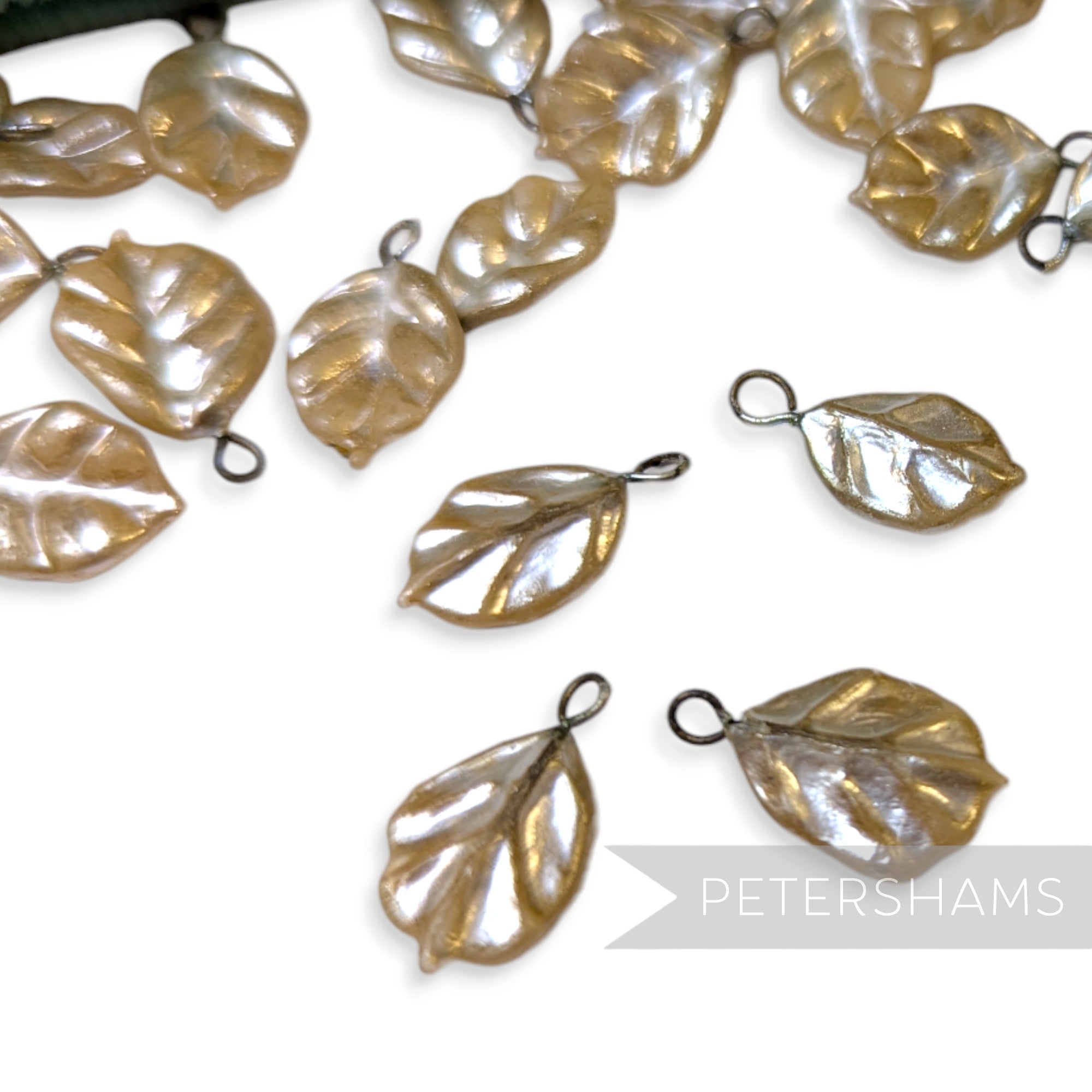 Vintage 1940/50's Crinkly Pearlescent Coated 12x10mm Leaves - 36 Pieces