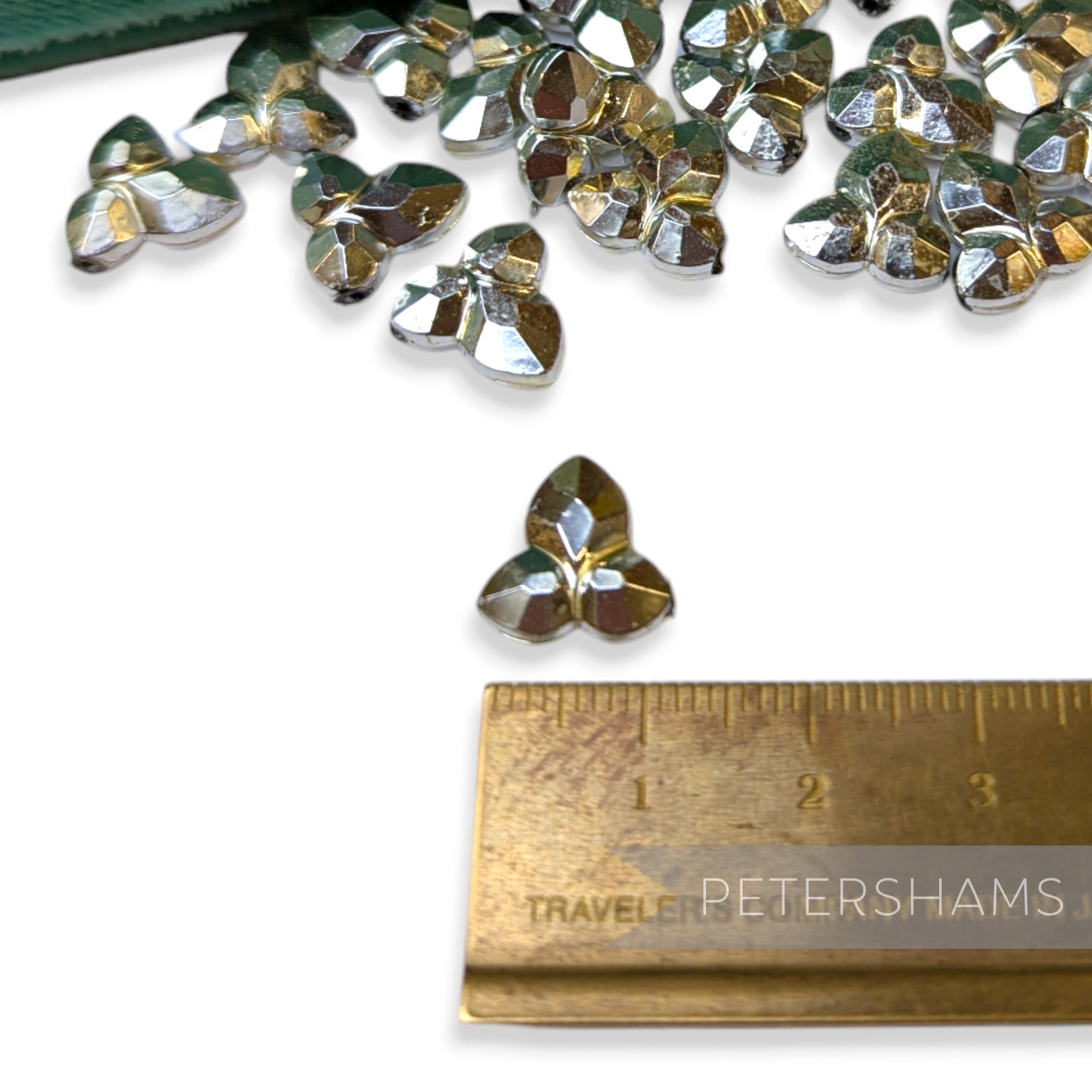 Vintage 1960/70's 12x12mm 'Art Deco Clover' Beads - 36 Pieces