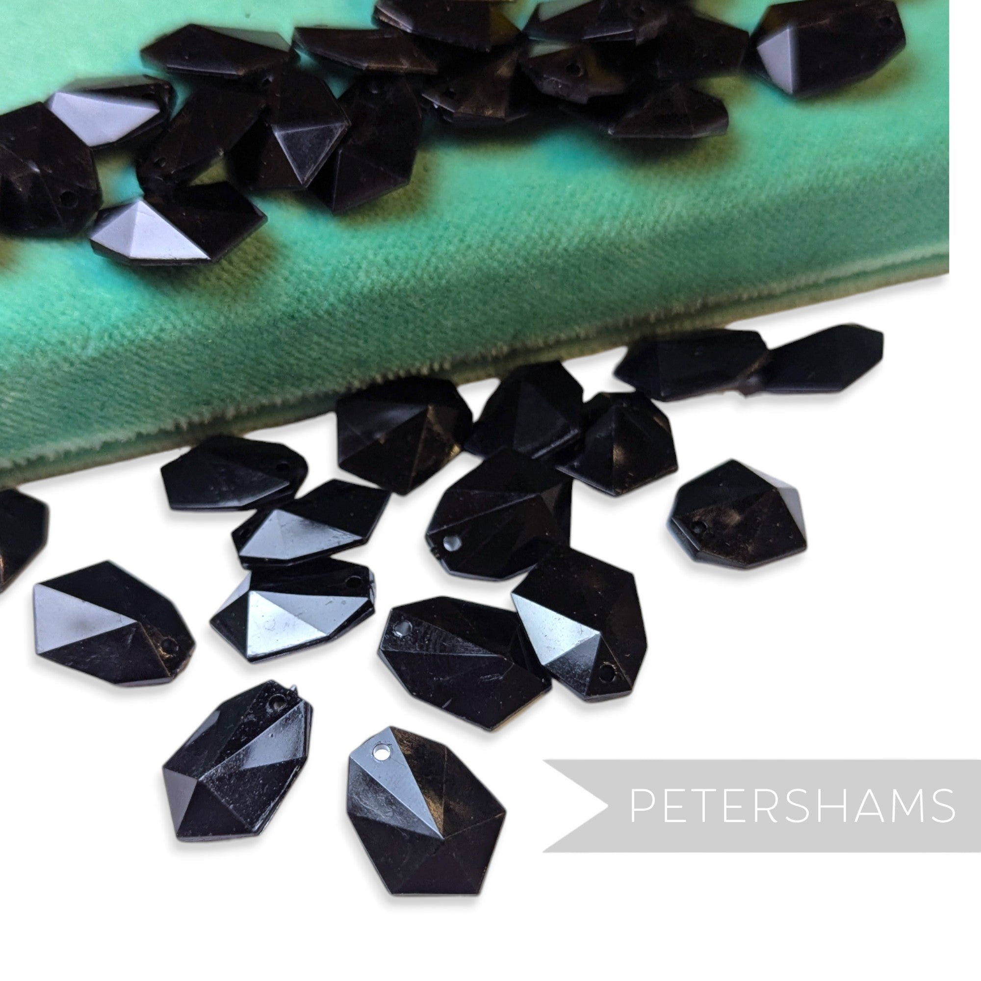 Vintage 1960/70's 17x13mm Geometric Pendant Beads - 36 Pieces