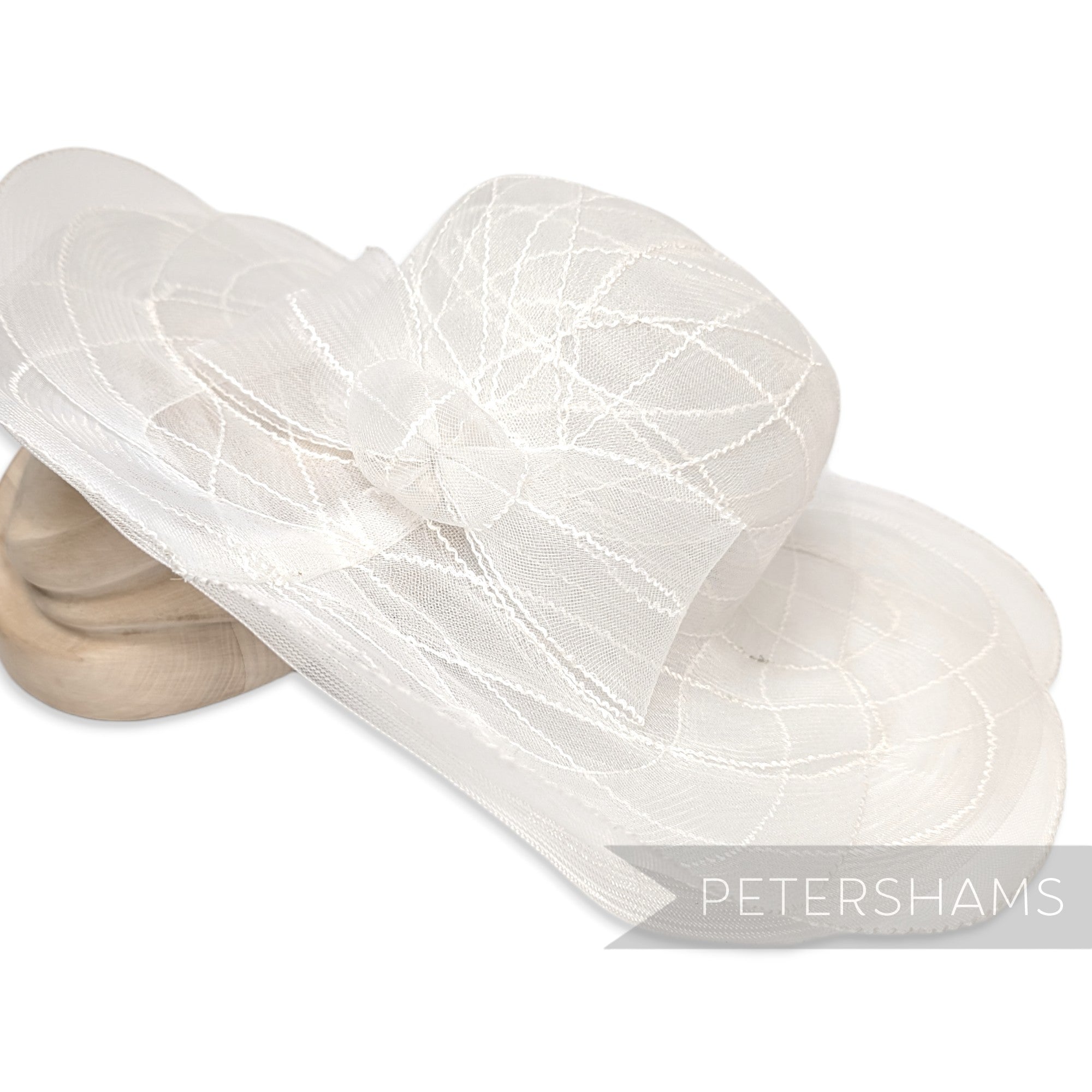 Imperfect White Scalloped Crin Hat with Bow Accent