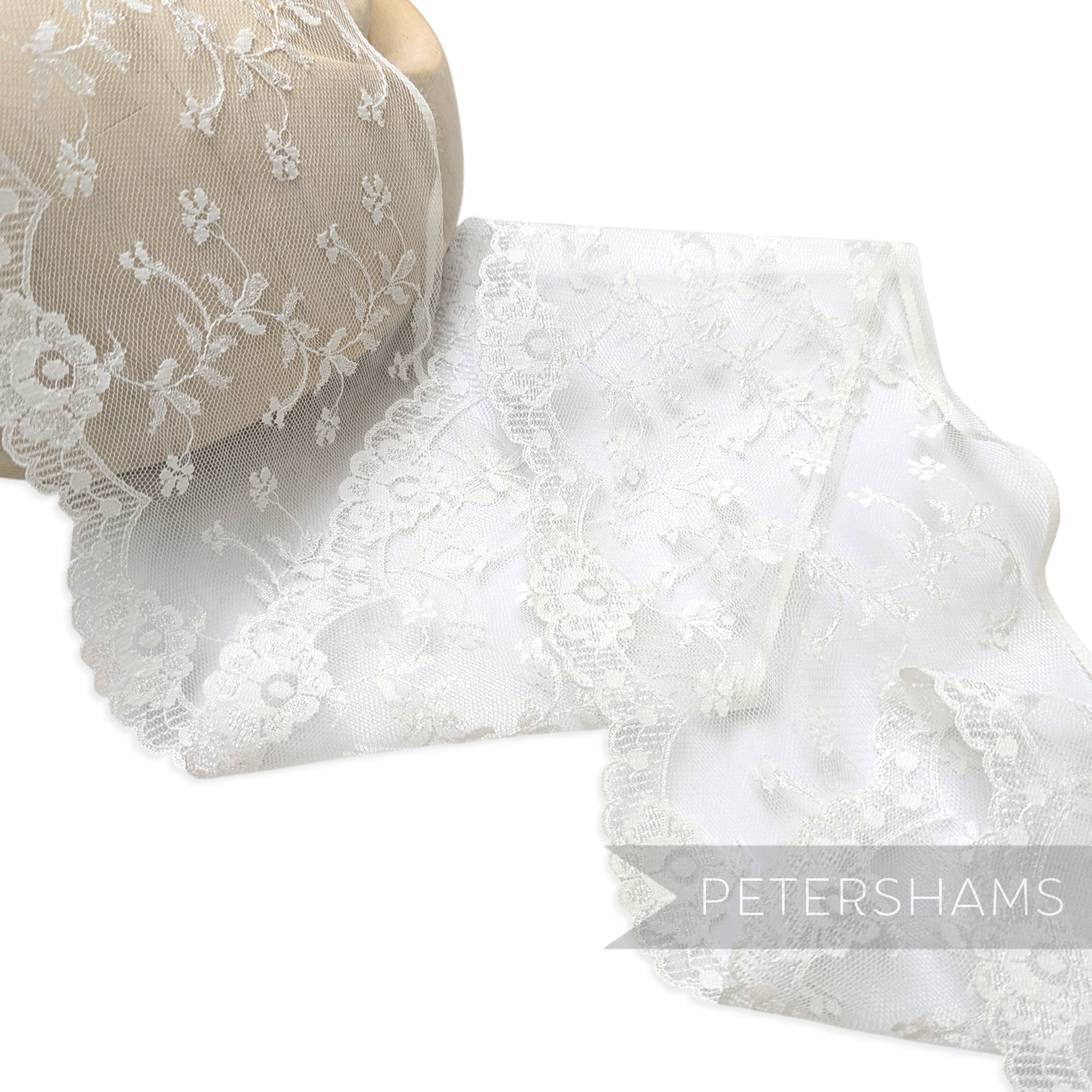 Dainty Flower Pattern 13cm Vintage 1990's Sheer Lace with Scalloped Edge - 1m