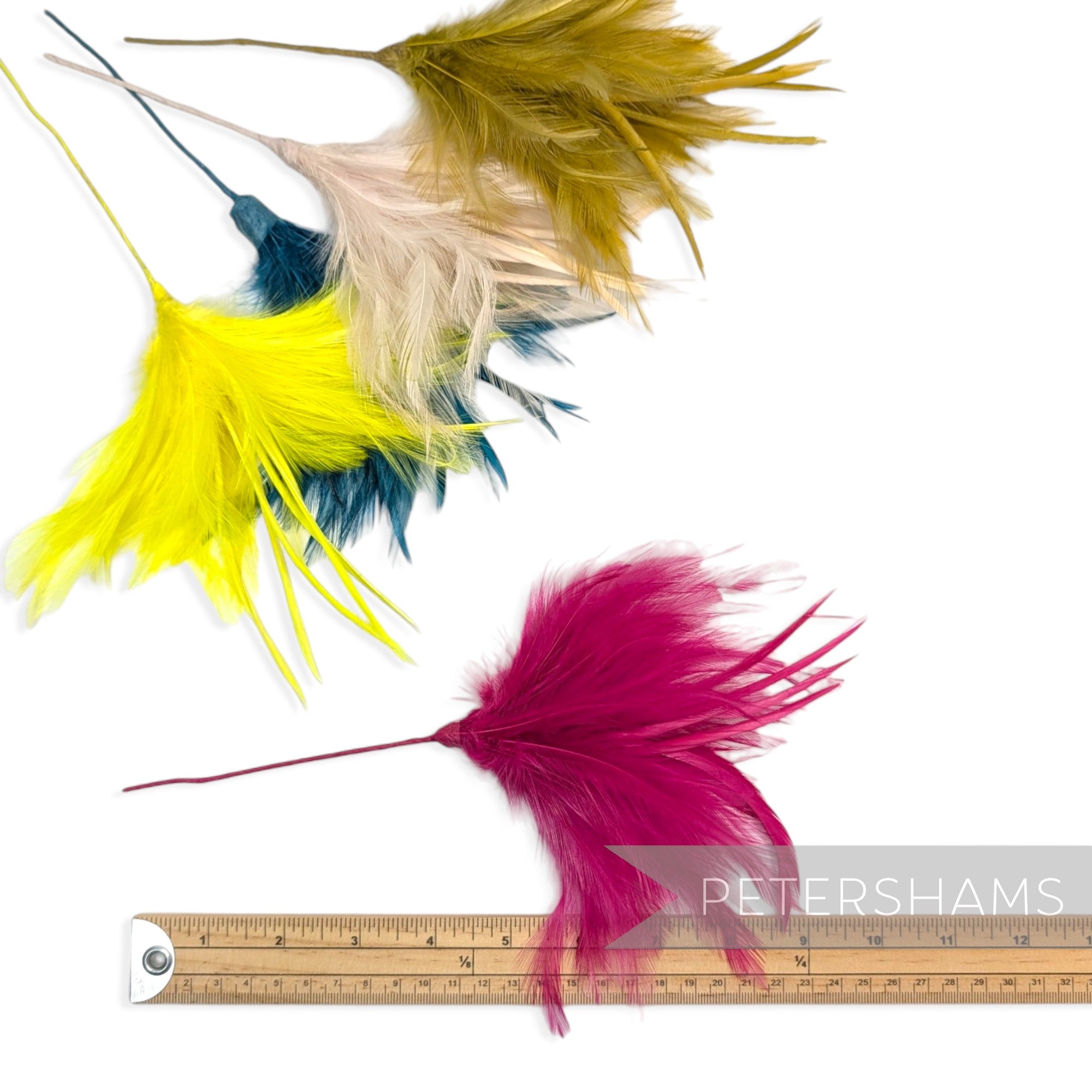 Fluffy Hackle & Goose Biot Feather Mount