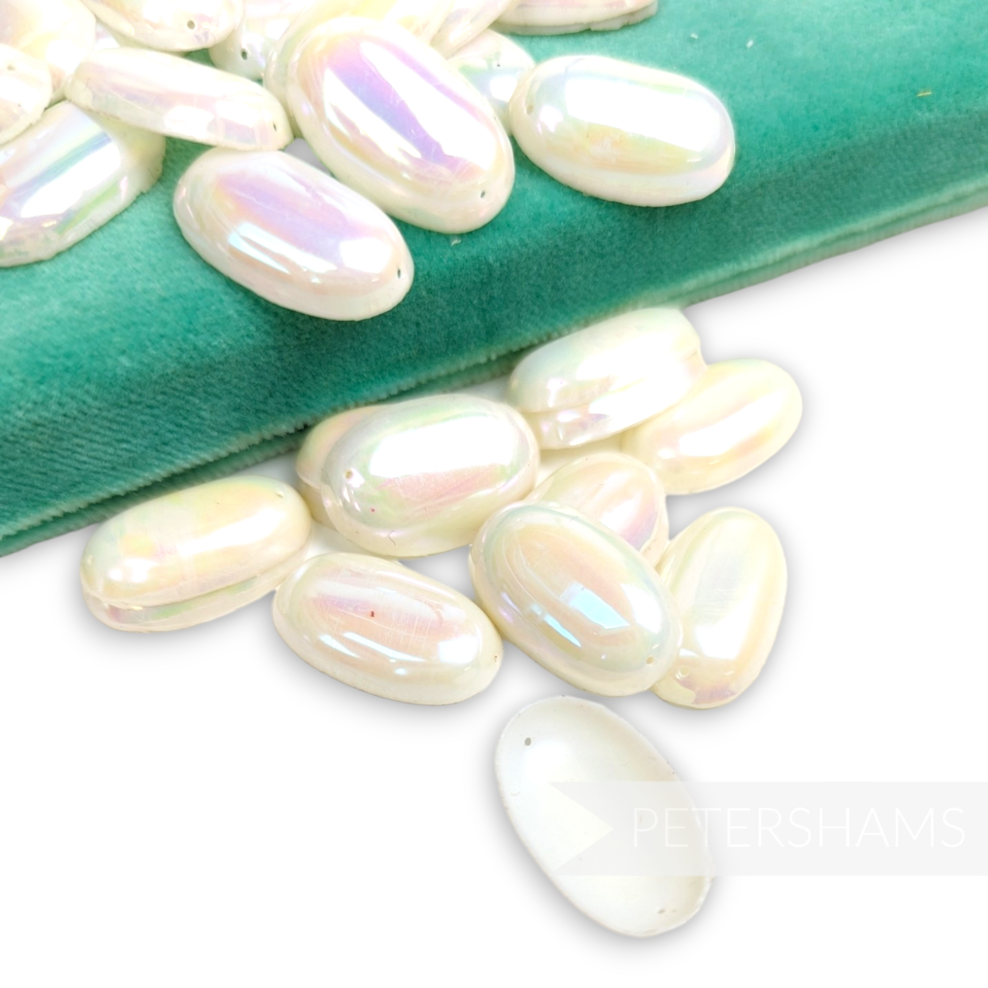 Vintage French 1940/50s 'Paillettes Au Coq' Sequins - Large Bubble Oval