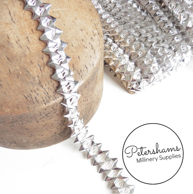 Vintage Metallic Faux Stud Trim - 1m