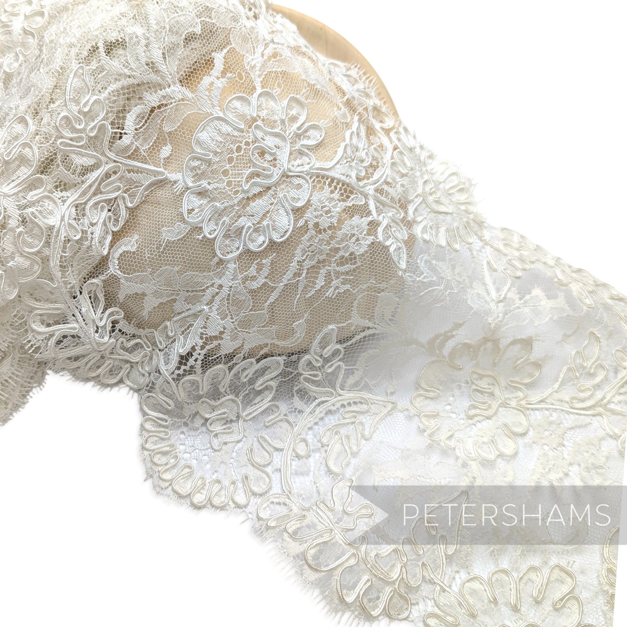 Super Wide 26cm Intricate Floral Vintage 1980's Double Scallop Edge Eyelash Lace - 1m