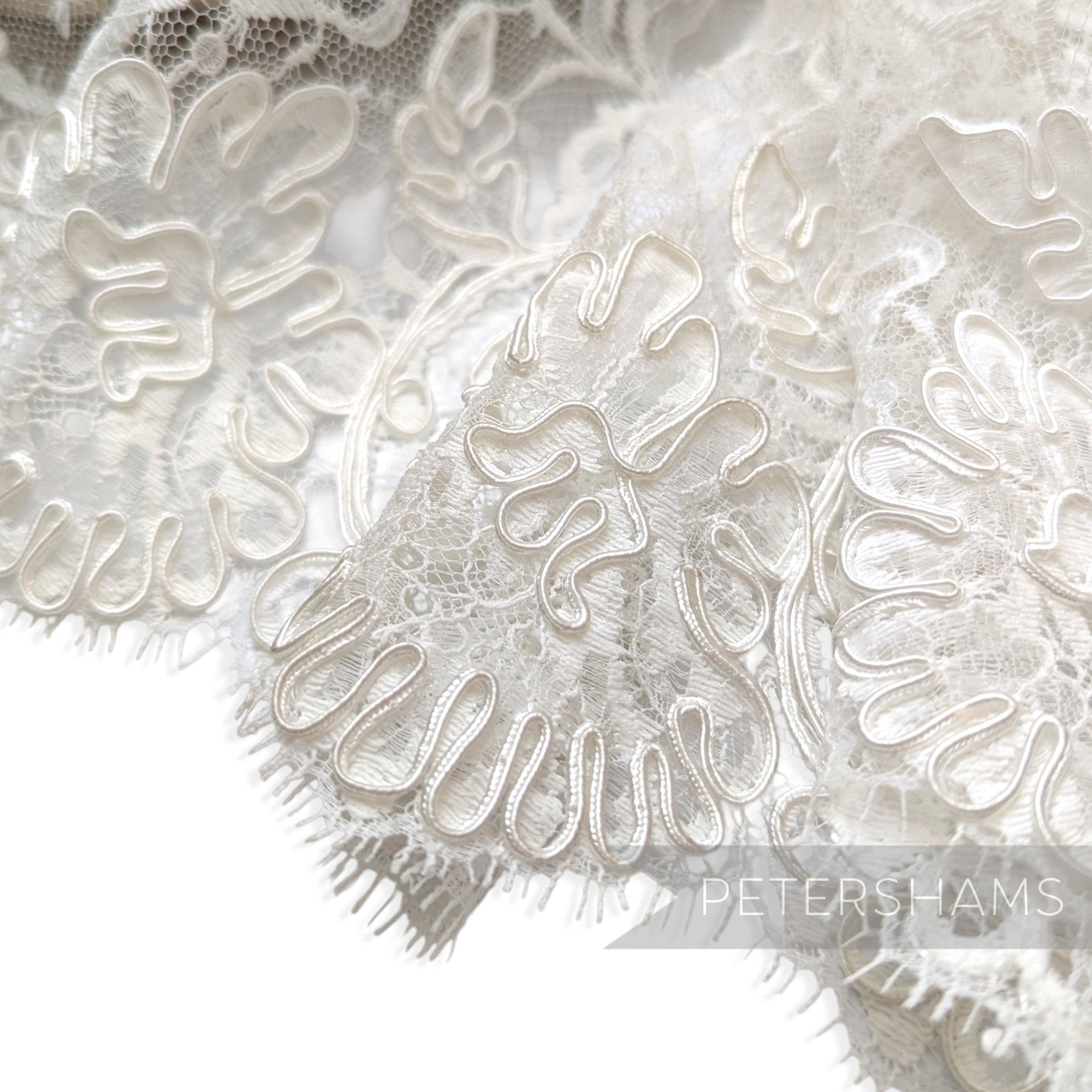 Super Wide 26cm Intricate Floral Vintage 1980's Double Scallop Edge Eyelash Lace - 1m