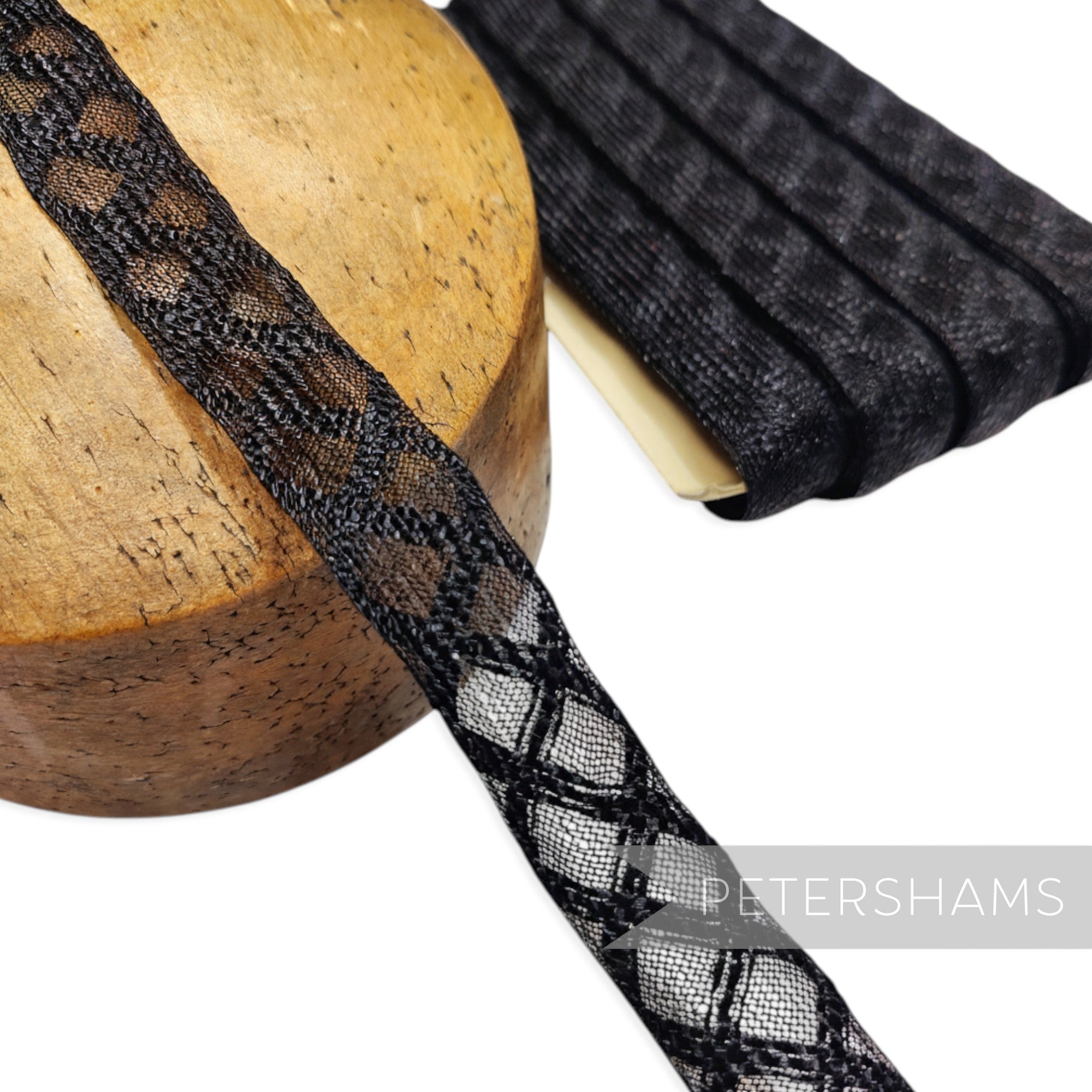 Petershams Millinery Supplies black vintage 22mm lattice patterned crin millinery trim, sold by the metre.