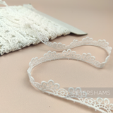 Petershams Millinery Supplies vintage 15mm ivory cotton guipure lace trim with a delicate triple circle scalloped edge