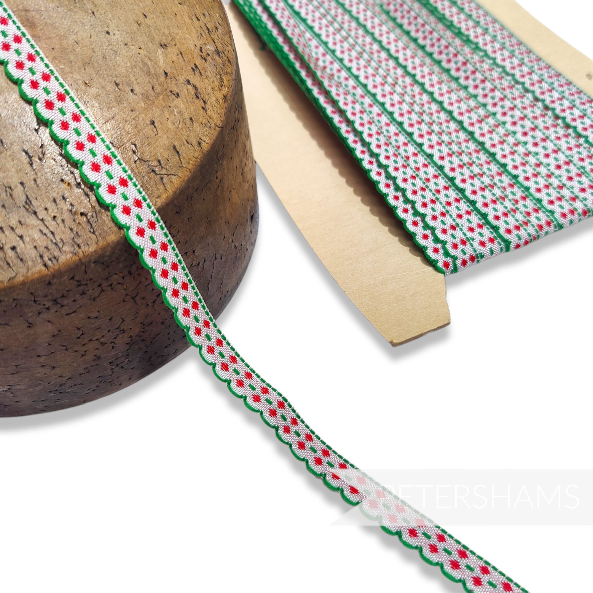Vintage 1970s Christmas 10mm Red and Green Embroidered Ribbon - 1m